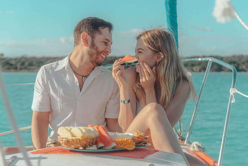 Bacalar: 4hr Private Sailing Tour with Guacamole & Drinks - What To Expect During Your Tour