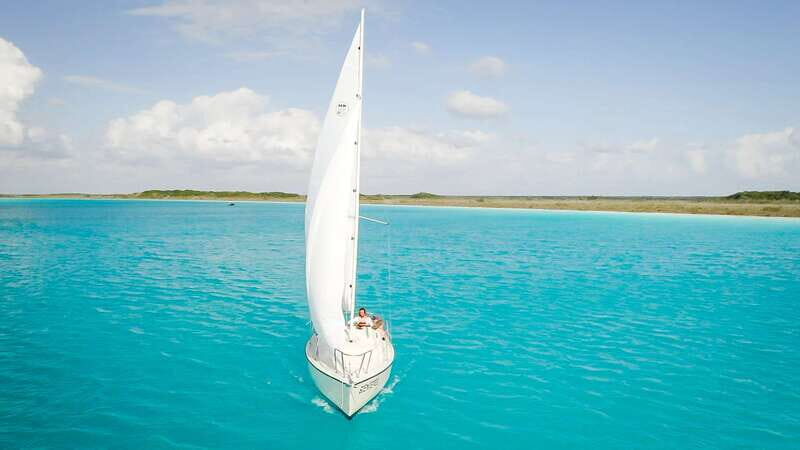 Bacalar: Group Sailing Trip with Swimming and Drinks - The Value for Money