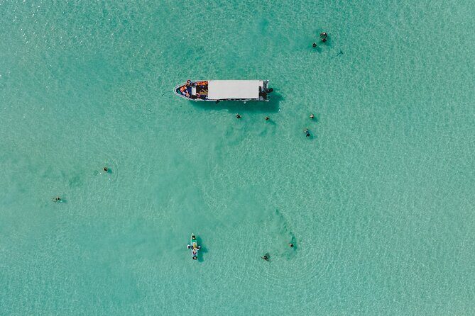 Bacalar Lagoon Sightseeing Boat Tour with Open Bar and Snacks - An In-Depth Look at the Tour Experience