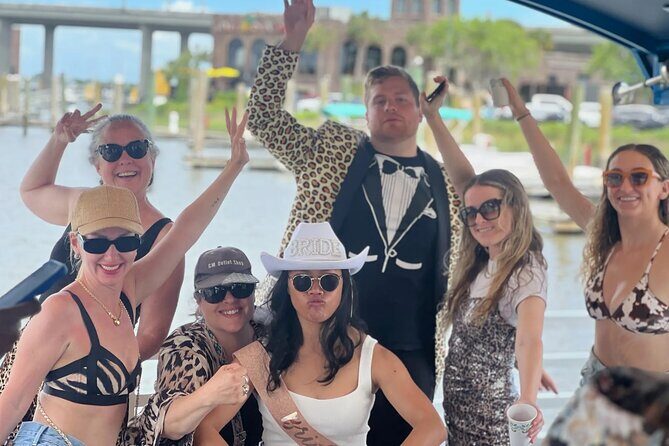 Bachelorette Party Boat Charleston Harbor - Key Points