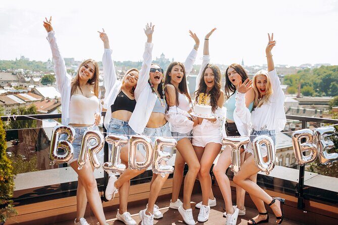Bachelorette Royal Bar Crawl through South Slope District - Exploring the Bachelorette Royal Bar Crawl through Asheville’s South Slope District