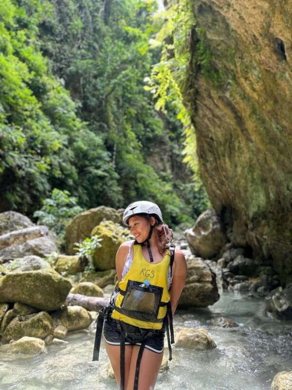 BADIAN: Canyoneering Adventure with Kawasan Falls - Snorkeling and Pescador Island