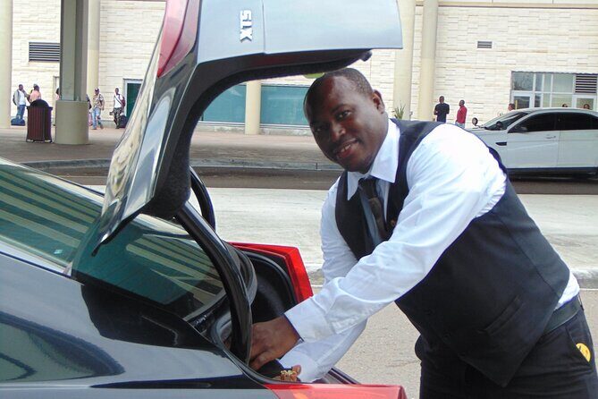 Bahamas Airport Transportation w/Free Grocery Stop-1 Way Private - FAQ