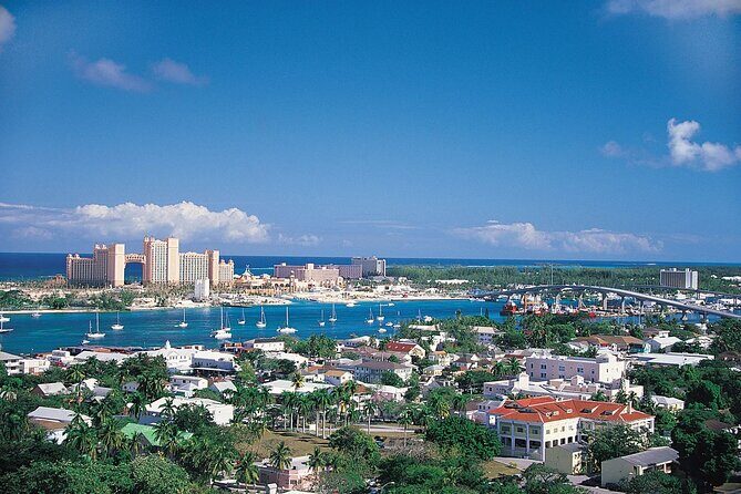 Bahamas Lynden Pindling Airport (NAS) Private Transfer to Nassau - During the Ride: Comfort & Insight