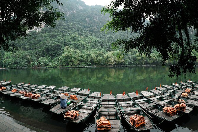 Bai Dinh Pagoda, Trang An boat and Mua Cave Limousine from Hanoi - Authentic Experiences and Practical Tips