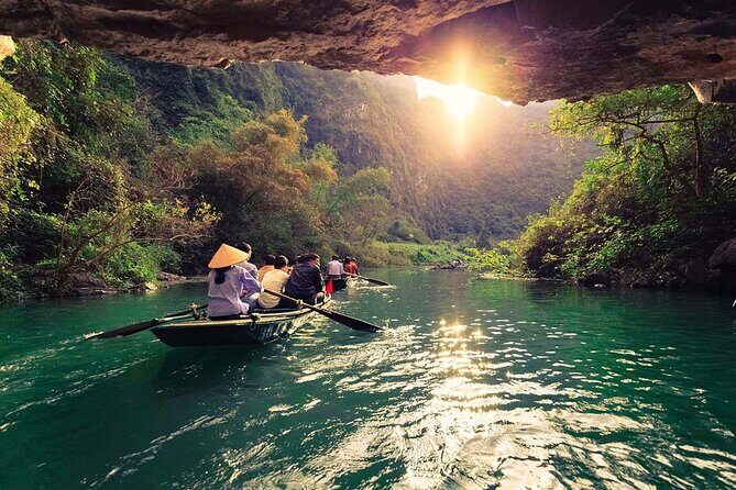 Bai Dinh Pagoda & Trang An Grottoes (Small Group Tour from Hanoi) - Key Points