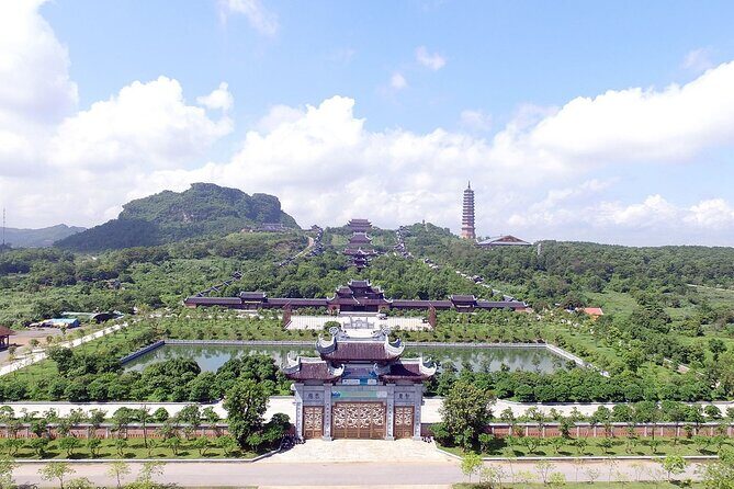 Bai Dinh Trang An Day Trip with Buffet Lunch,Boat Trip and Electric Car 2 Ways - Who Is This Tour Best For?
