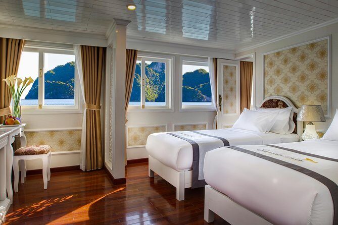 Bai Tu Long bay Luxury Cruise 2D/1N: Less touristy places, Kayaking, full meals - A Practical Look at the Itinerary