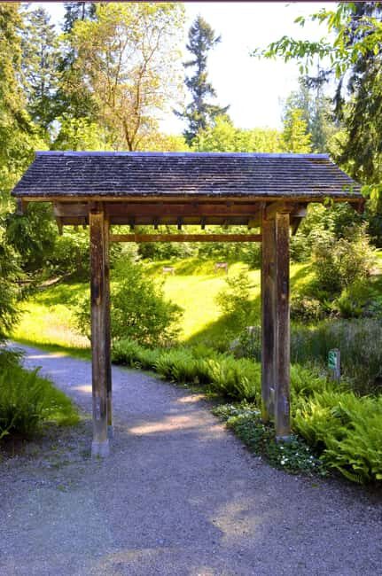 Bainbridge Island Discovery and Whiskey Tour - Key Points
