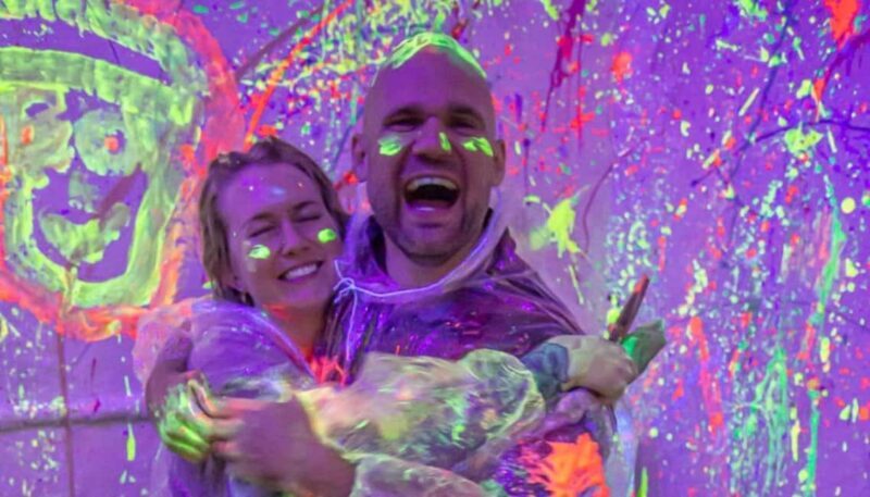 Bakersfield: Splatter Paint Room Experience - What’s Included and What’s Not?