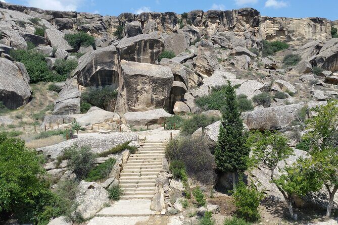 Baku: Gobustan, Mud Volcano, Fire Temple & Burning Mountain - What’s Included and What You Should Consider
