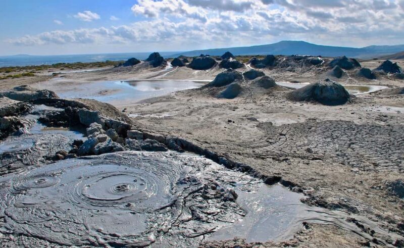Baku: Gobustan, Mud Volcanoes, Fire Temple, Burning Mountain - Key Points