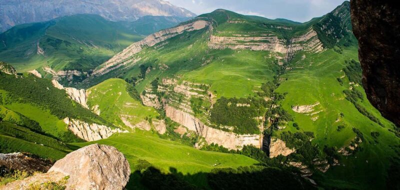 Baku: Guba & Shahdag Private Tour - The Red Village and Gechresh Forest: Cultural and Natural Escapes