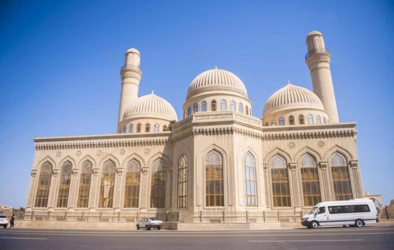 Baku: Modern & Old Guided City Tour - Exploring Baku’s Modern & Historic Sides
