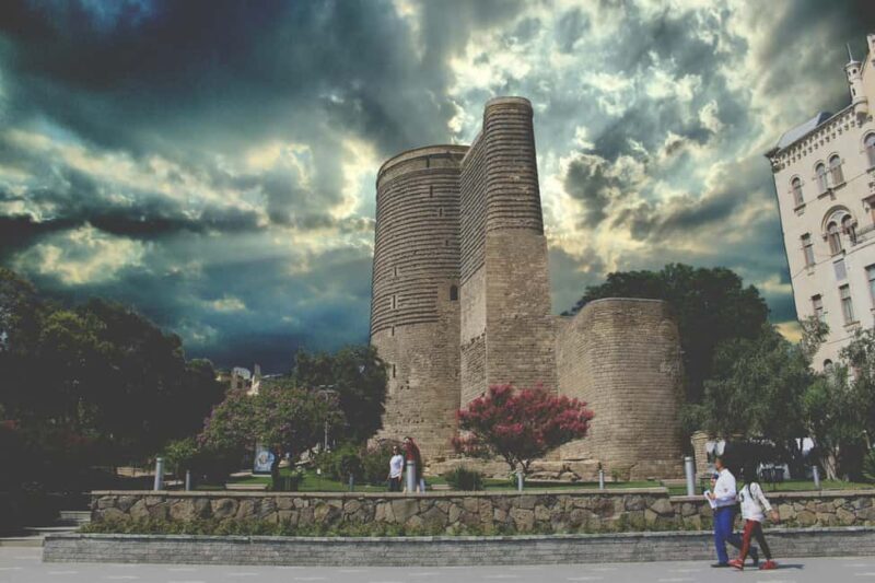 Baku: Night Panoramic Group Tour with Flame Towers 1 - Who Will Love This Tour?