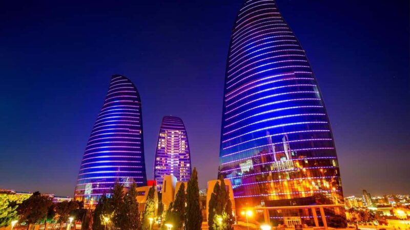 Baku: Night Tour with Hotel Pickup with F1 schedule - Highland Park: The Viewpoint of Dreams