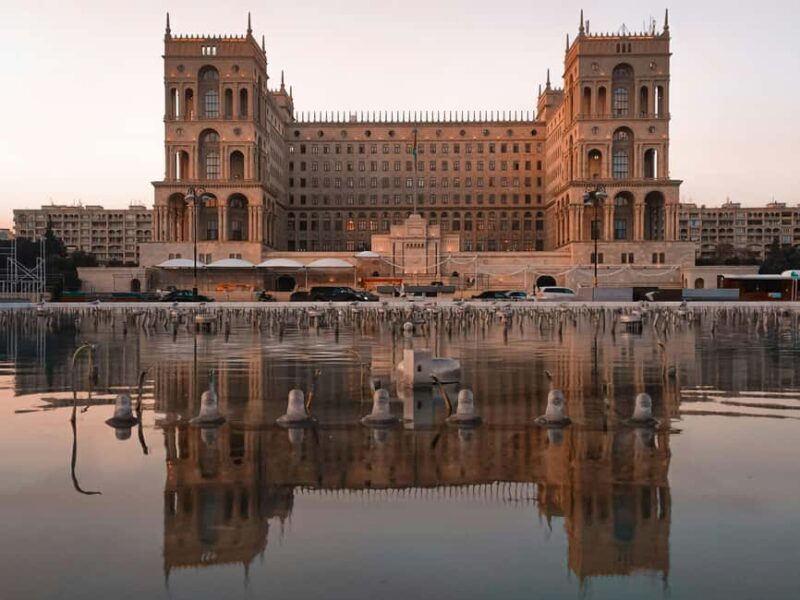 Baku: Old City and Modern City Tour - Key Points