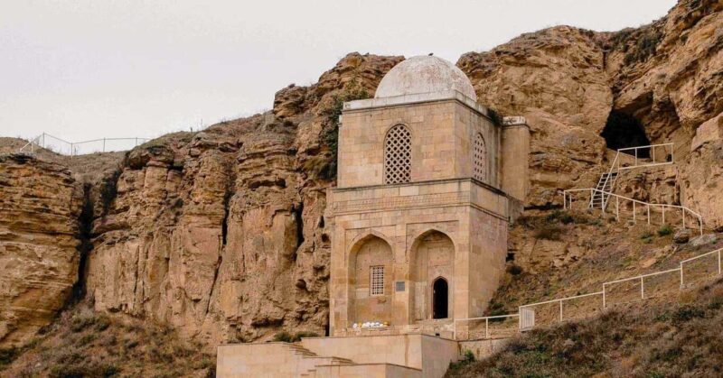 Baku: Shamakhi Day Trip with Juma Mosque and Winery - Journey through Azerbaijani Heritage