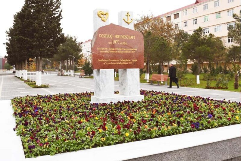 Baku: Sumgait City, Pink Lake & Vibrant Green Bazar Visit - FAQ