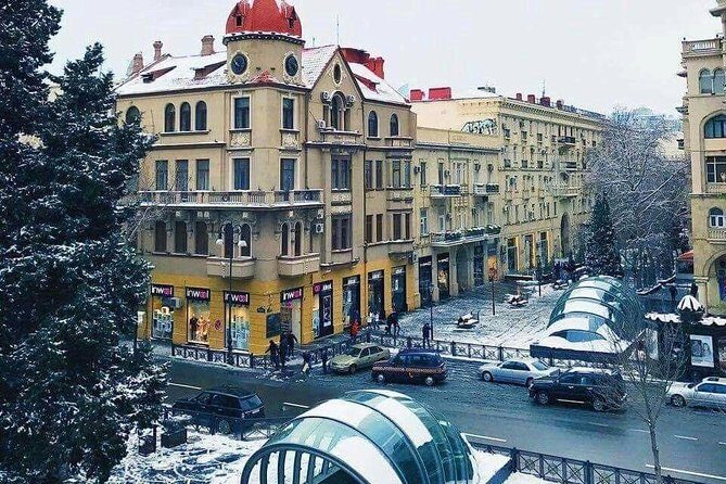 BAKU WALKING tour with the best STREET FOOD and DRINK tasting - A Step-by-Step Look at the Baku Food & Sightseeing Tour