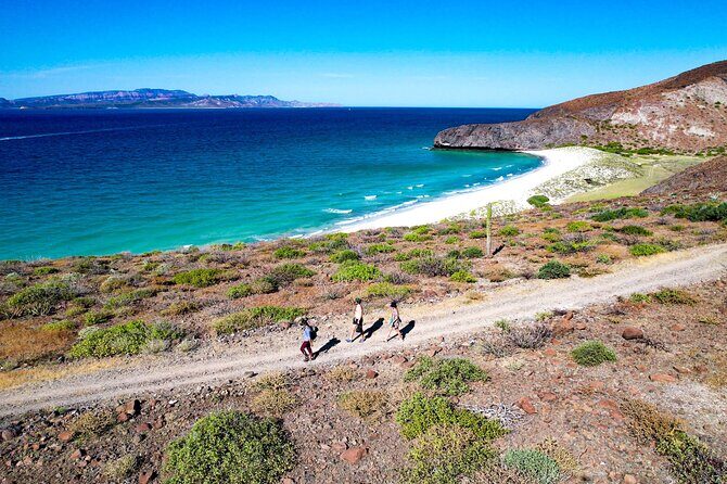 Balandra & Tecolote: hike, kayak and snorkel in paradise - Who Should Book This Tour?