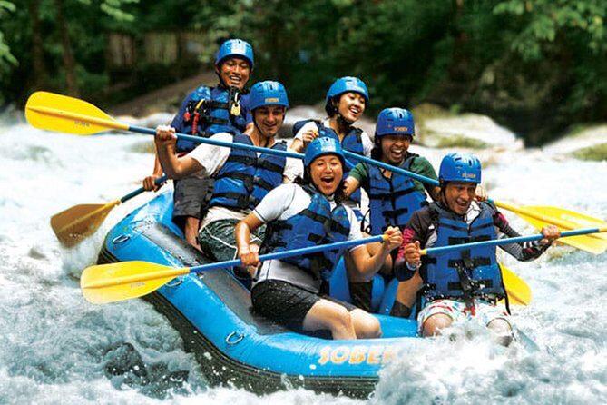 Bali 10 Kilometers Extreme Ayung River Rafting with Lunch - Key Points