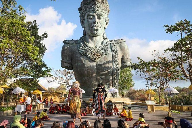 Bali Half-Day Uluwatu Temple Sunset, Kecak Dance, Dinner - What the Tour Offers and Why It Matters