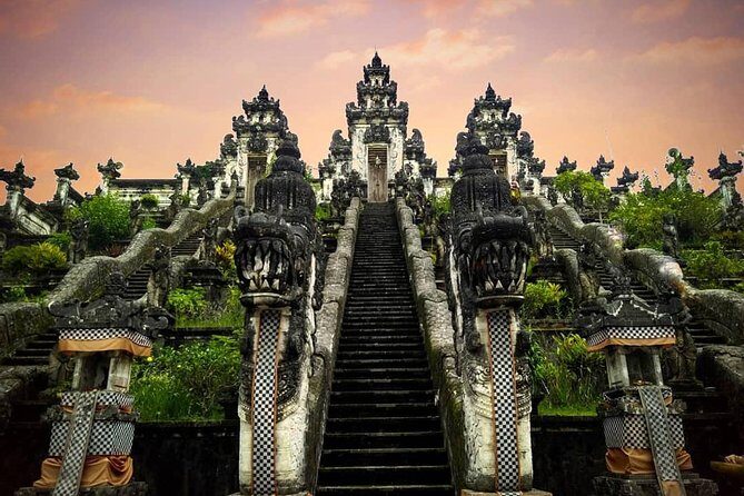 Bali Instagram Tour: Lempuyang Temple, Tirta Gangga and Tukad Cepung Waterfall - FAQs