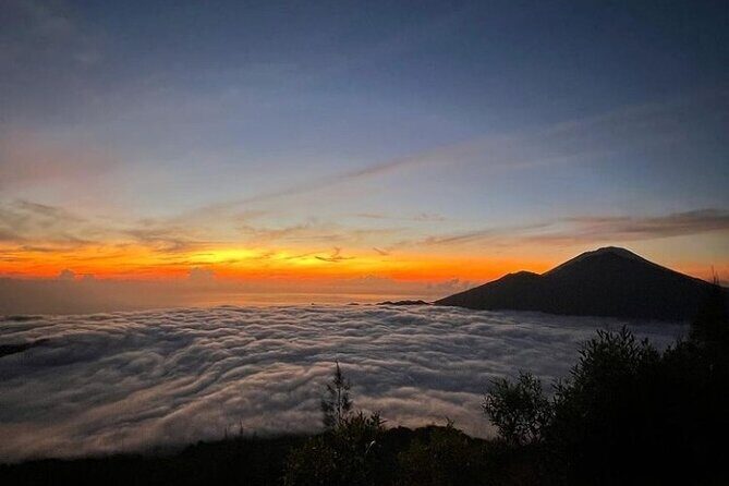 Bali Mount Batur Sunrise Hike and Natural Hot Spring - Detailed Breakdown of the Itinerary