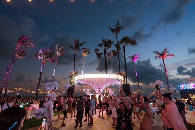 Bali Nightlife Tour: Seminyak & Canggu Bars, Clubs with Transport - The Atmosphere and Experience