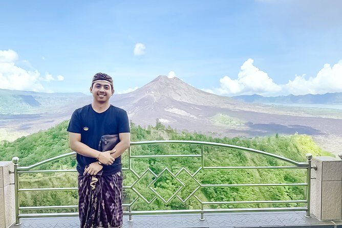 Bali : Private Car Charter with Balinese English Speaking Driver - The Iconic Temples and Coastal Gems