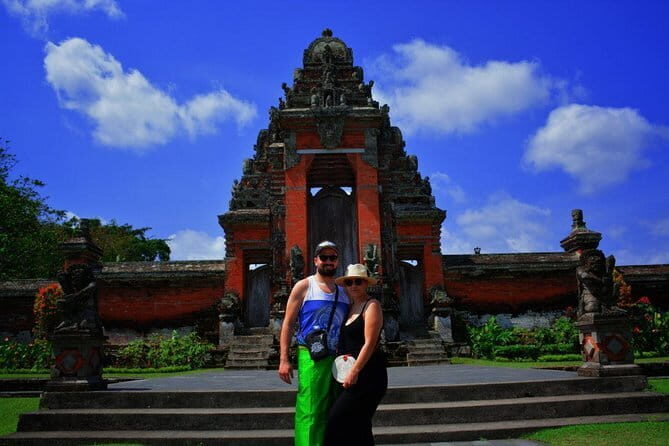 Bali Private Tour Waterfall with Tanah Lot Temple - Key Points