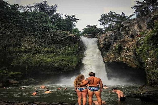 Bali Tour Guide And Driver - Key Points