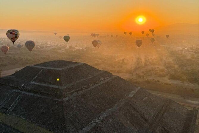 Balloon flight + CDMX pickup + Buffet Breakfast - Key Points