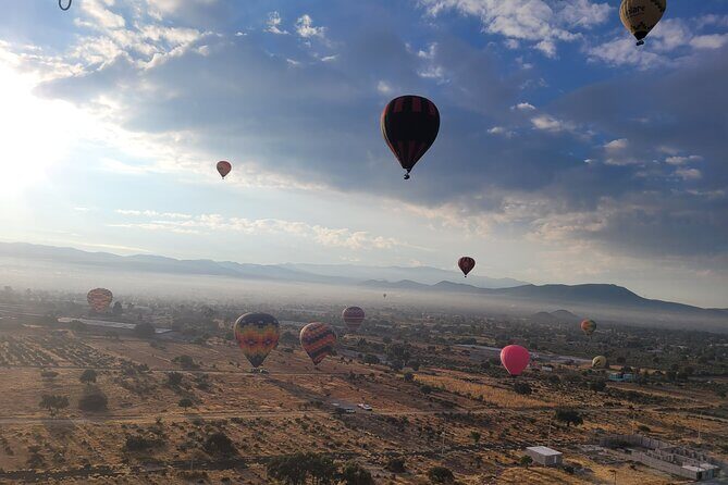 Balloon flight + Transportation + Breakfast in Cave or buffet + Pyramids - Authentic Experiences and Reviews