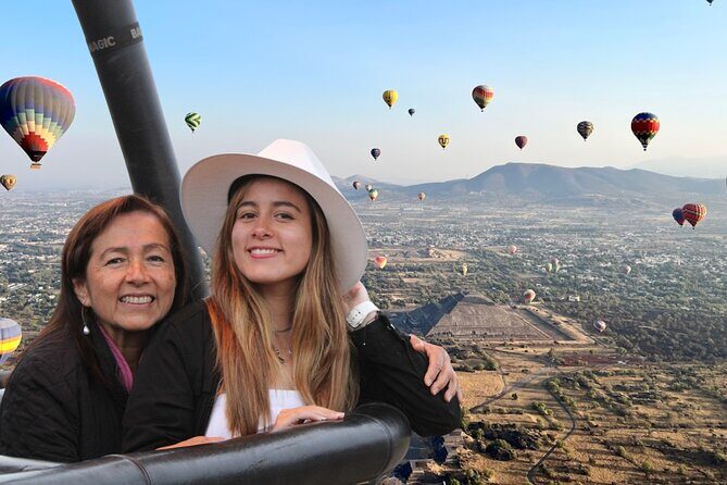 Balloon flight with breakfast in Cave and Pyramids from CDMX - The Experience: A Day of Wonder and Adventure