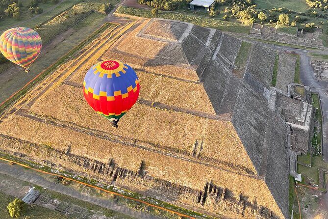 Balloon flight with pyramids tour and transportation from Mexico City - Authenticity and Experience Quality