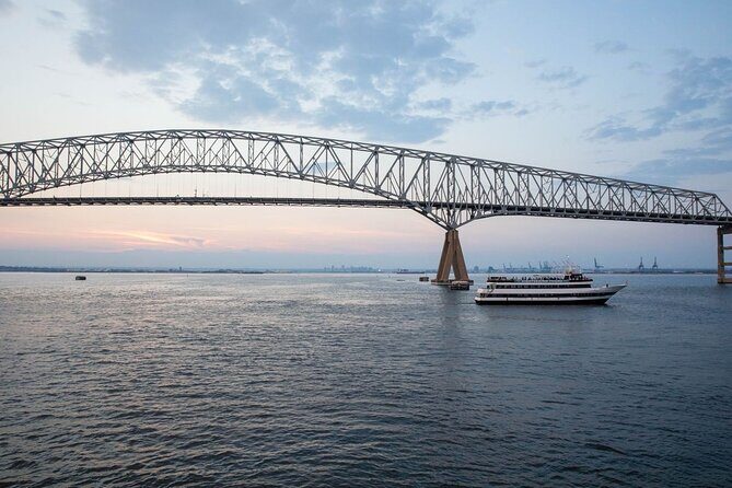 Baltimore Signature Lunch Cruise - Key Points
