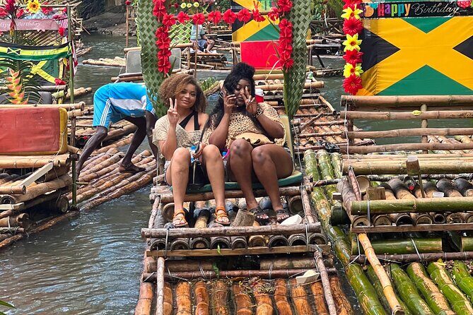 Bamboo rafting with limestone massage - Key Points