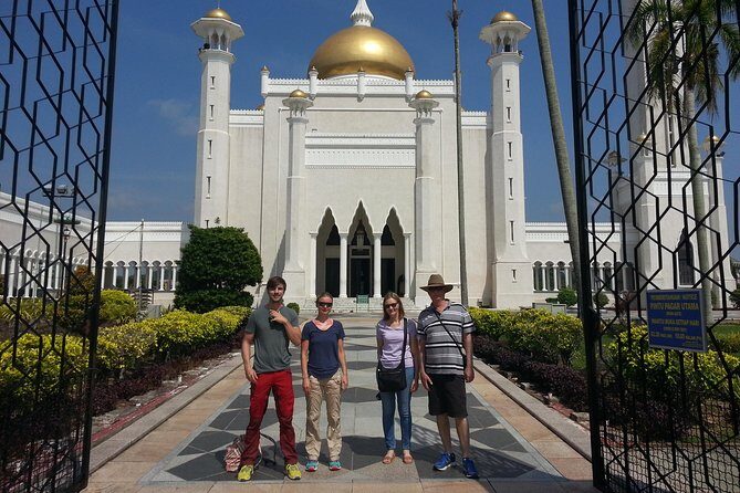 Bandar Highlight & Water Village Private Tour - FAQ