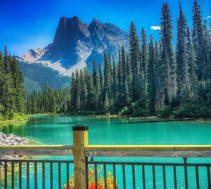 Banff/Calgary:Lake Louise,Moraine Lake,Emerald Lake Day Tour - An In-Depth Look at the Tour Experience