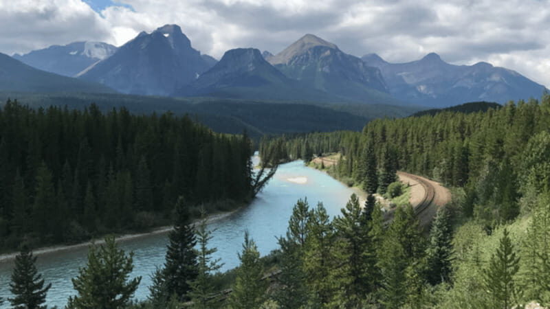 Banff/Canmore: Sunrise at Moraine Lake w/ Lake Louise Option - Why This Tour Works Well