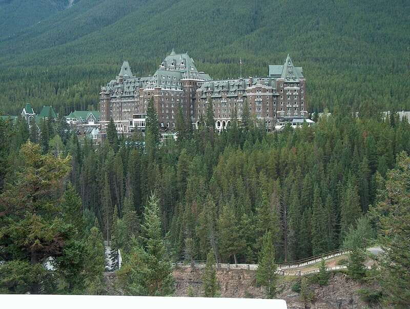 Banff: Castle Food Experience at Banff Springs Hotel - The Setting: More Than Just Food