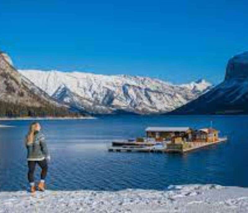 Banff: Gondola, Hot Springs, Bow falls & Three lakes tour - Key Points