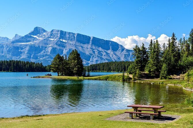 Banff Gondola, Lake Louise, Emerald Lake and Lake Minnewanka Tour - Transportation and Comfort