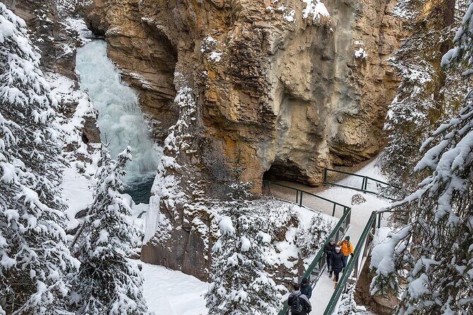 Banff Highlights: Moraine Lake, Lake Louise and beyond - Who Should Consider This Tour?
