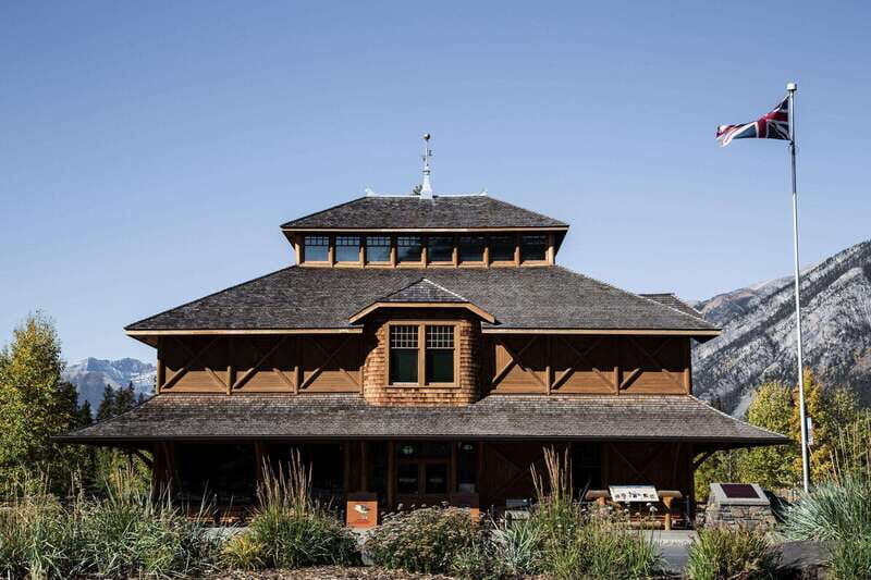 Banff: History Tour with Private Group Museum Tours + Entry - Practical Tips for Travelers