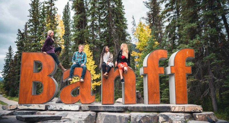 Banff: Lake Louise, Emerald Lake, and Moraine Lake Tour - What to Expect from the Itinerary