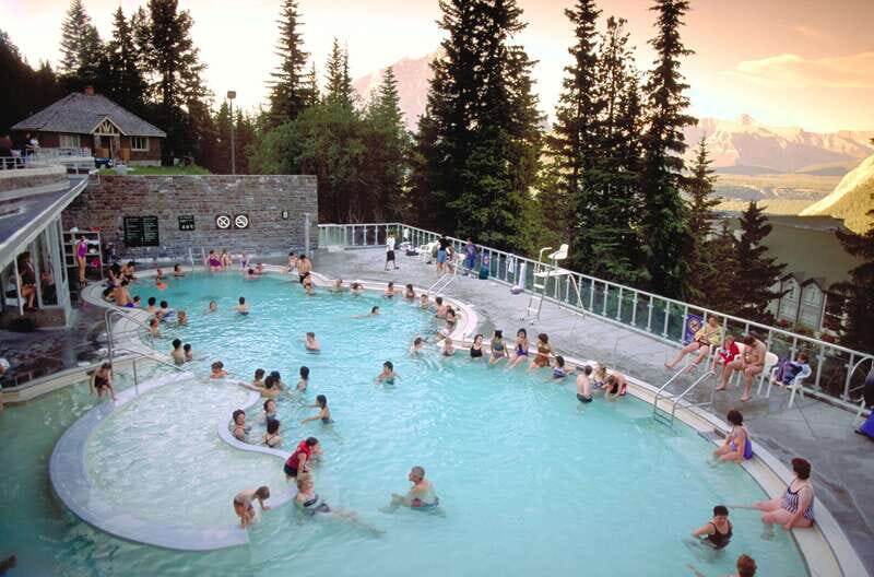 Banff National Park: Lake Louise & Upper Hot Springs Tour - Who Is This Tour Best For?