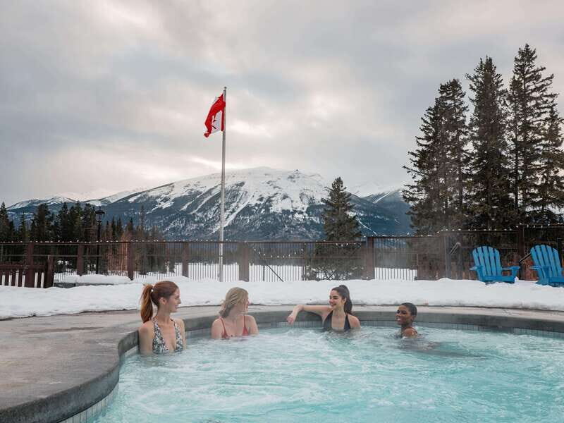 Banff National Park: Lake Louise & Upper Hot Springs Tour - FAQ